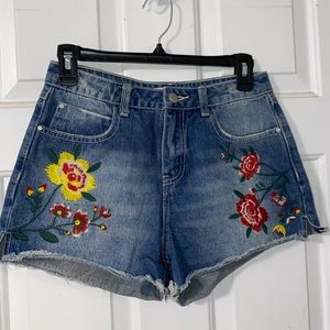 Blu•Pepper Vintage Jean Shorts